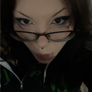 Meet your Posher, Gina